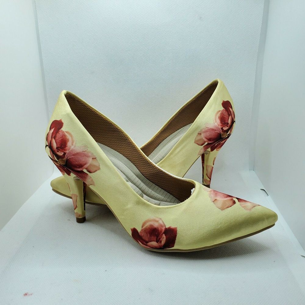 Women's gold floral platform 3" 1/2 high